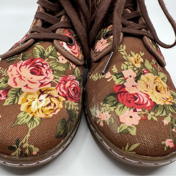 DR. MARTENS 8 Shoreditch Floral Rose Canvas Victorian Boots Low Profile - Picture 6 of 10